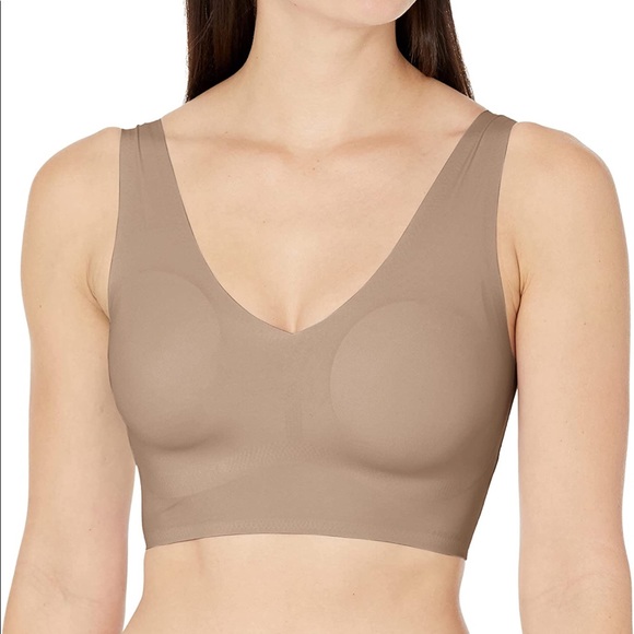 Calvin Klein Other - NWT INVISIBLES LIGHTLY LINED V-NECK BRALETTE